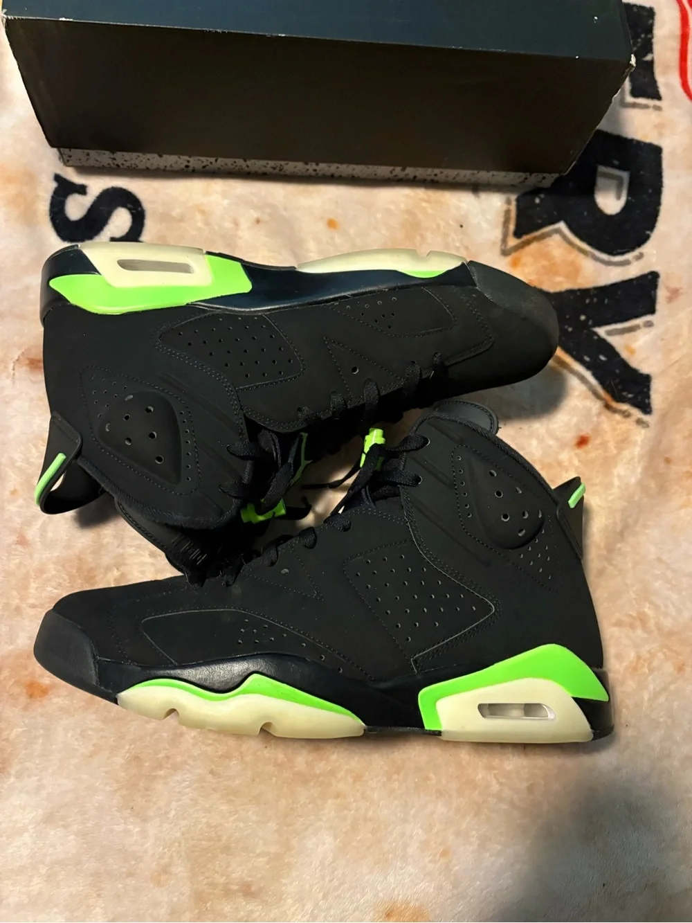 AIR JORDAN 6 RETRO ‘ELECTRIC GREEN’